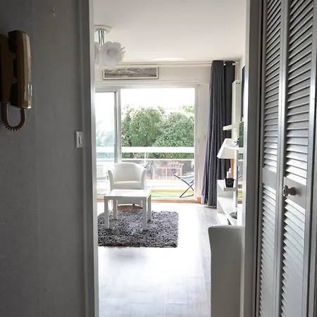 Studio Avec Balcon - Ascenseur - Parking - Au Pied Des Commerces - Plage A 800m - Fr-1-705-84 Les Mathes